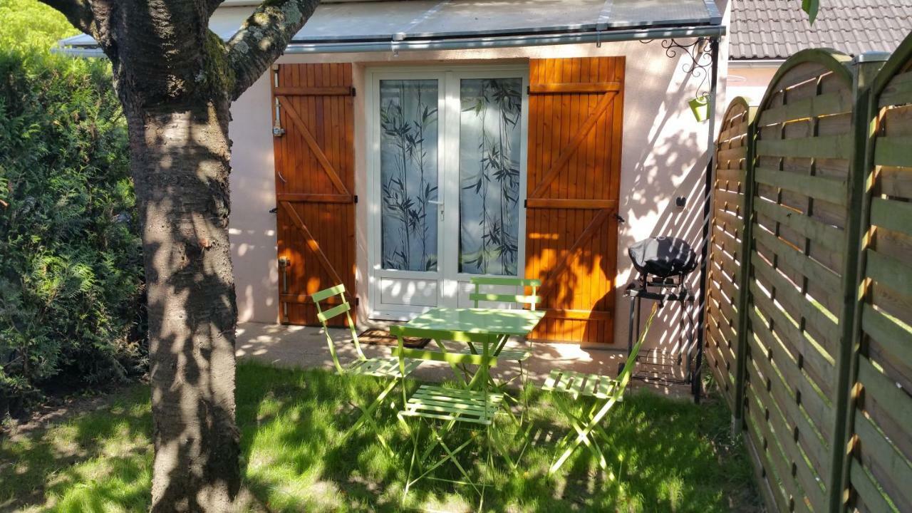 Le Mas Des Loups Arpajon Kültér fotó