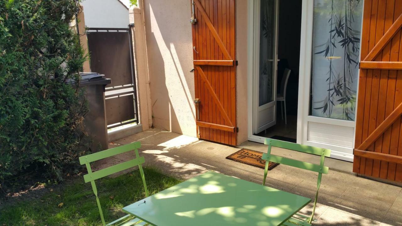 Le Mas Des Loups Arpajon Kültér fotó